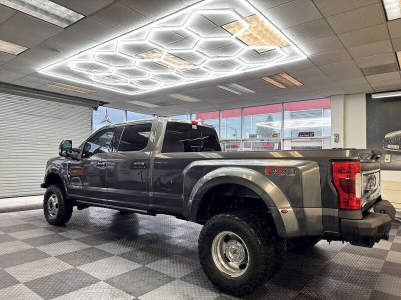 2019 Ford F-350 Super Duty Lariat