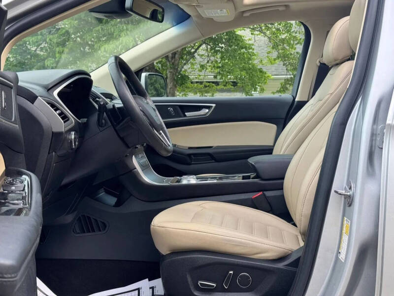 2019 Ford Edge SEL