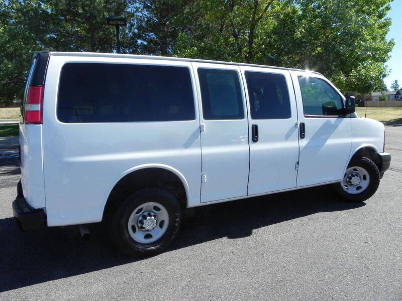 2017 Chevrolet Express LS 2500