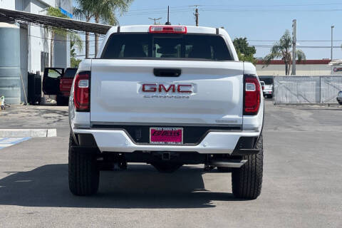 2025 GMC Canyon Elevation