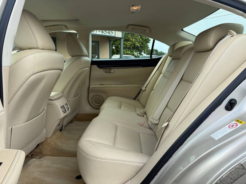 2013 Lexus ES 350
