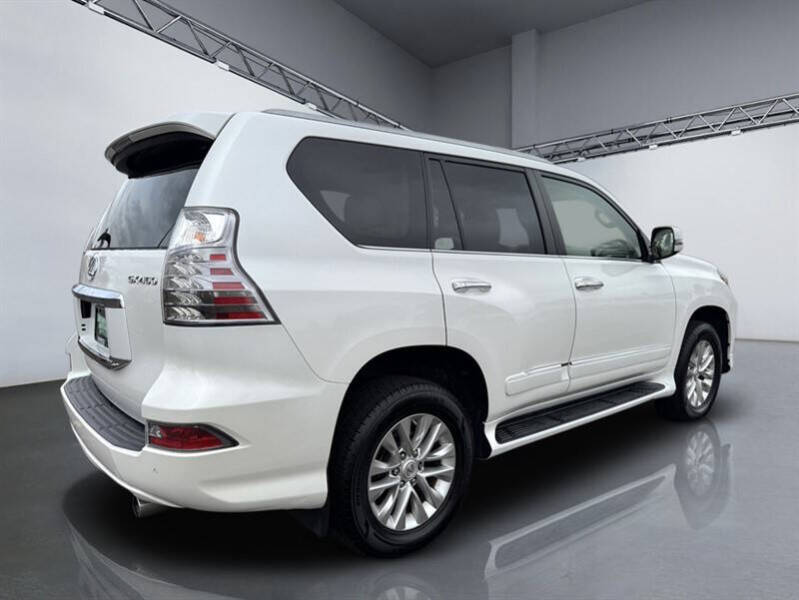 2017 Lexus GX 460