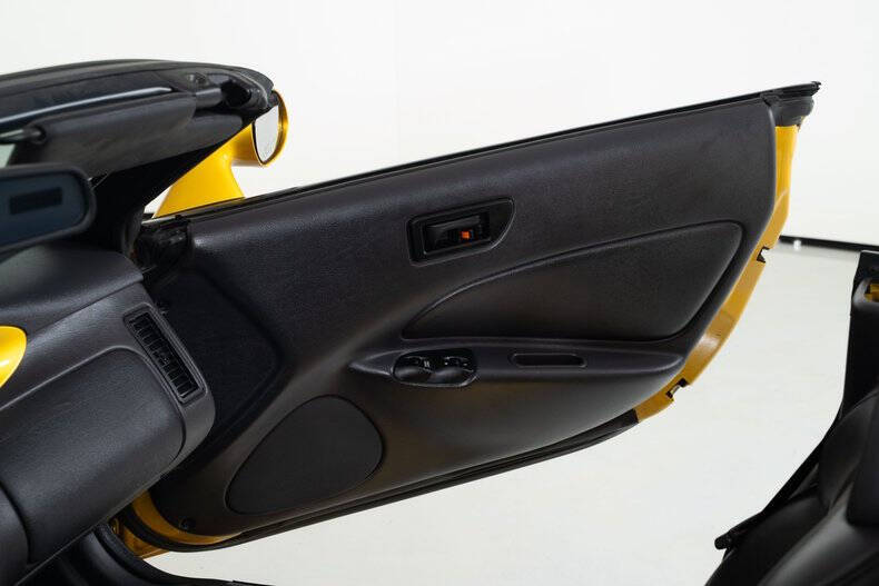 2002 Chrysler Prowler