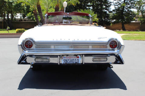 1961 Oldsmobile Starfire