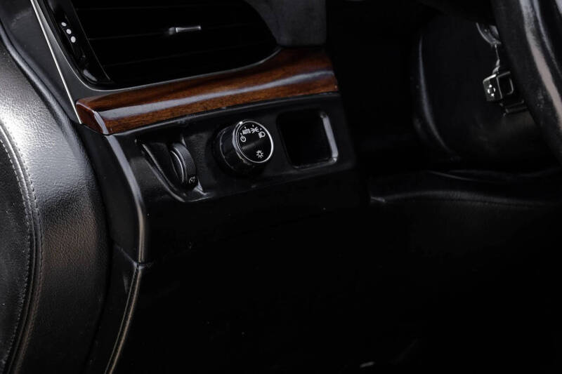 2016 Cadillac Escalade ESV Luxury Collection