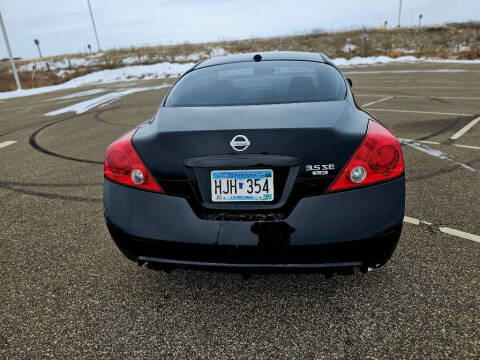 2008 Nissan Altima for sale at AFFORDABLE CARS LLC in Stillwater MN
