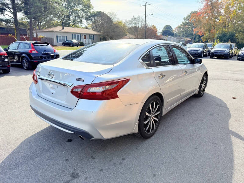 2018 Nissan Altima S photo 5