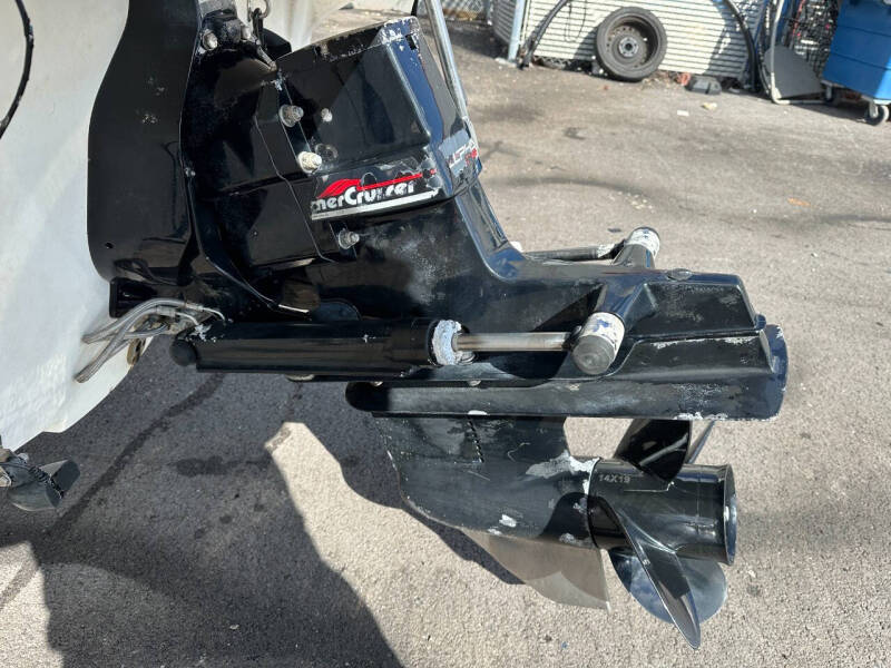 1998 Bayliner 2050 CX