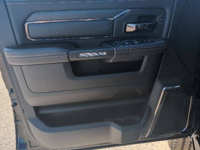 2023 RAM 3500 Limited