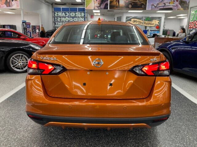 2020 Nissan Versa SR