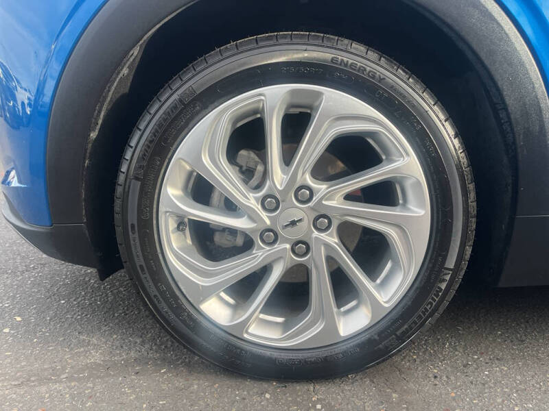 2023 Chevrolet Bolt EUV LT