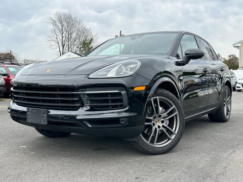 2019 Porsche Cayenne for sale at MAGIC AUTO SALES in Little Ferry NJ