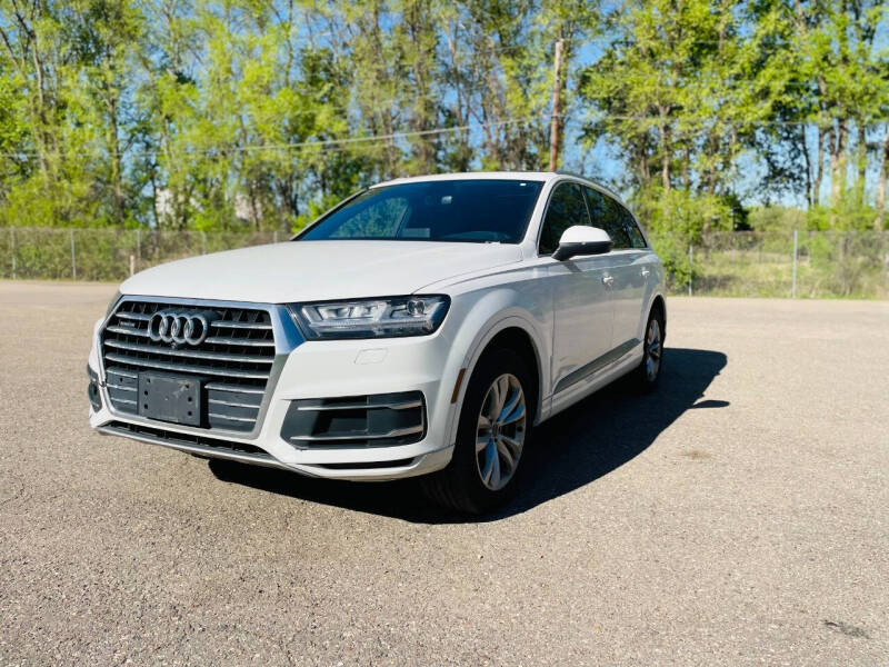 2017 Audi Q7 Premium Plus's photo