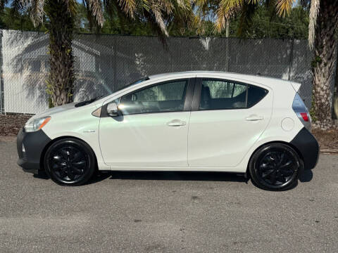 2013 Toyota Prius c Two
