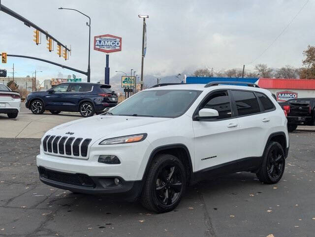 2018 Jeep Cherokee for sale at Axio Auto Boise in Boise, ID