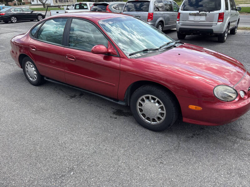1998 Ford Taurus SE