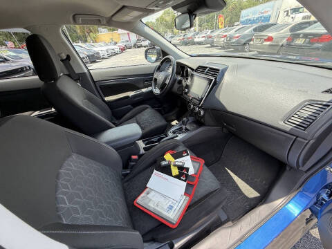 2020 Mitsubishi Outlander Sport SE