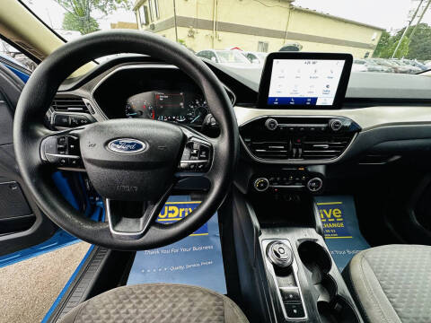 2020 Ford Escape SE