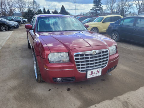 2008 Chrysler 300 for sale at J & S Auto Sales in Thompson ND