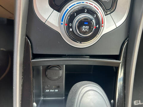 2012 Hyundai Elantra GLS