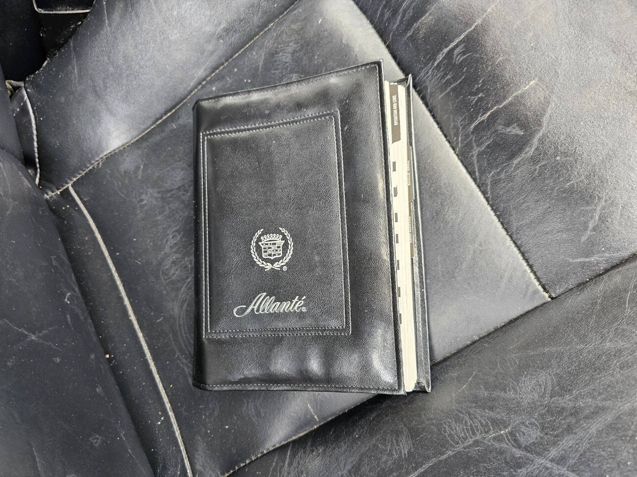 1993 Cadillac Allante 43