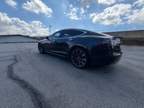 2014 Tesla Model S P85