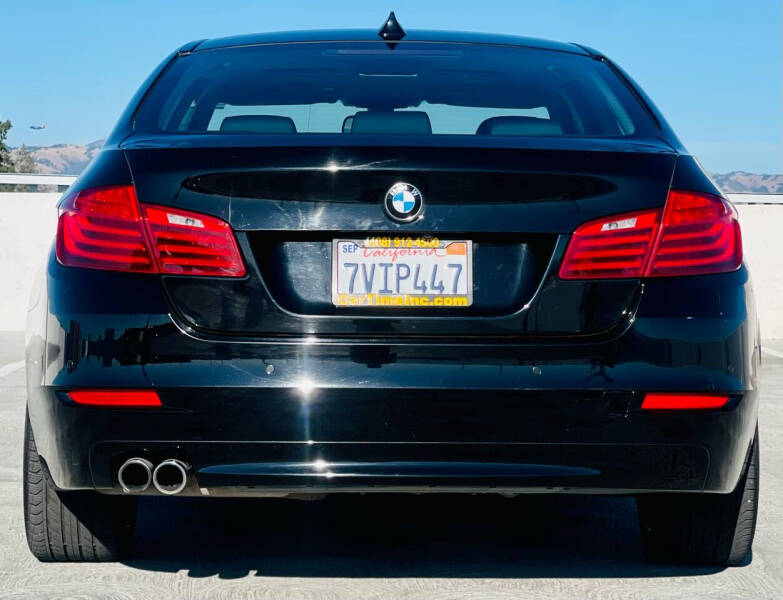 2016 BMW 5 Series 528i