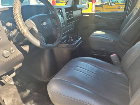 2011 Chevrolet Express 2500