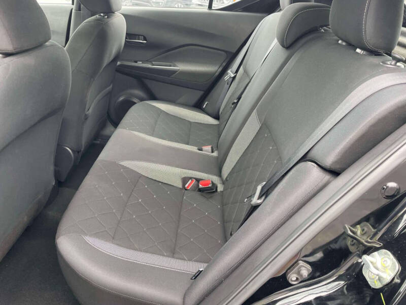 2020 Nissan Kicks SV