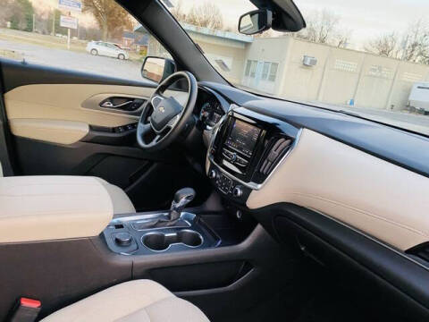 2022 Chevrolet Traverse LS