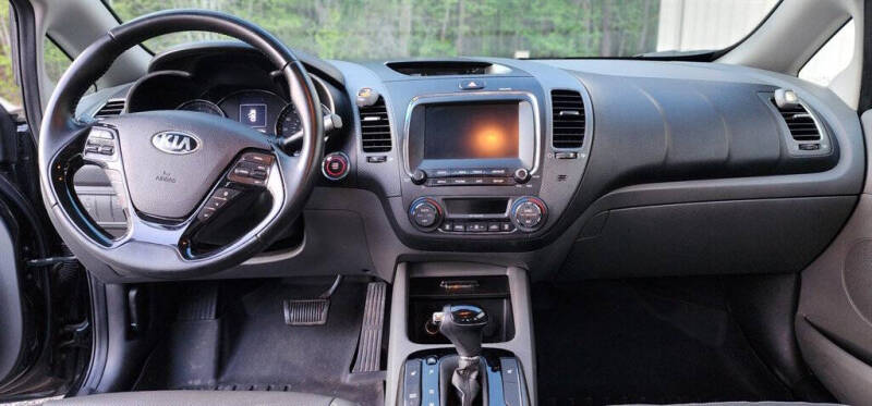 2017 Kia Forte EX