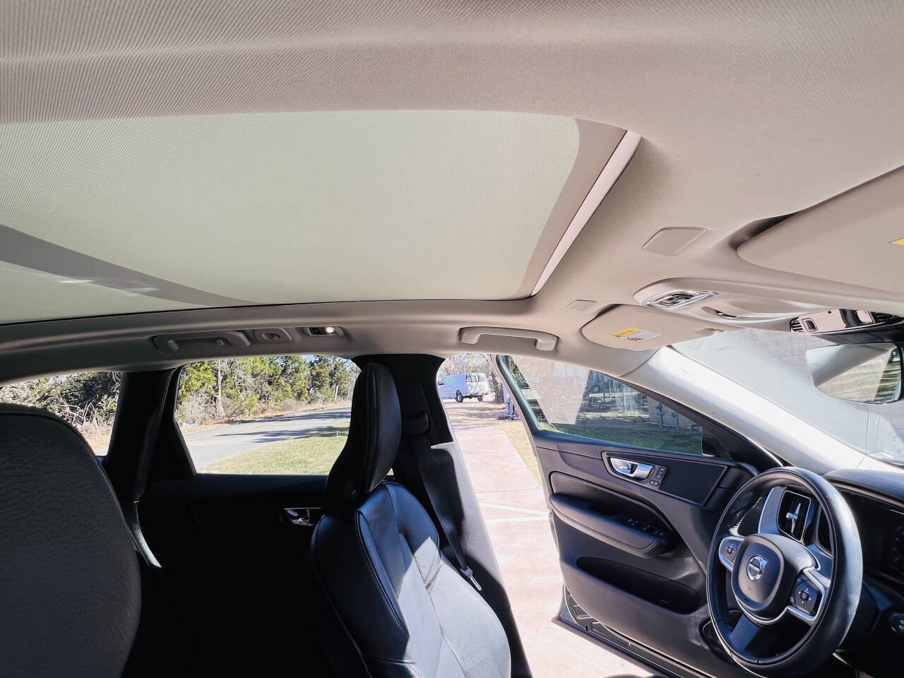 Used Car 2020 Volvo Xc60  T5 Momentum 4dr Suv For Sale Under $20,000 In Austin, Texas