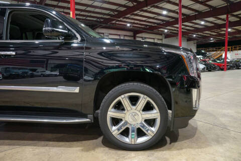 2017 Cadillac Escalade Luxury