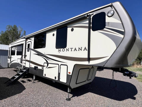 2017 Keystone RV Montana 3810MS-Only 2 Owners