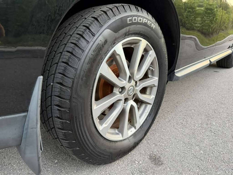 2014 Nissan Pathfinder SV