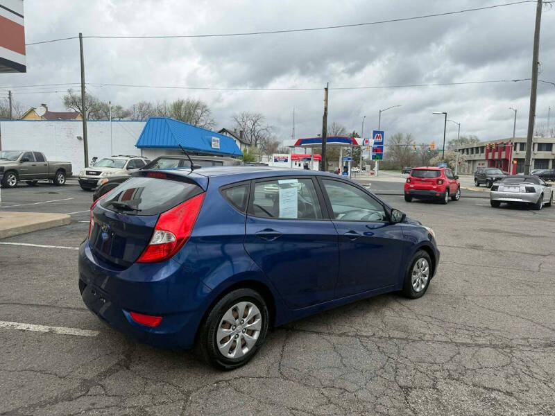 2016 Hyundai Accent SE