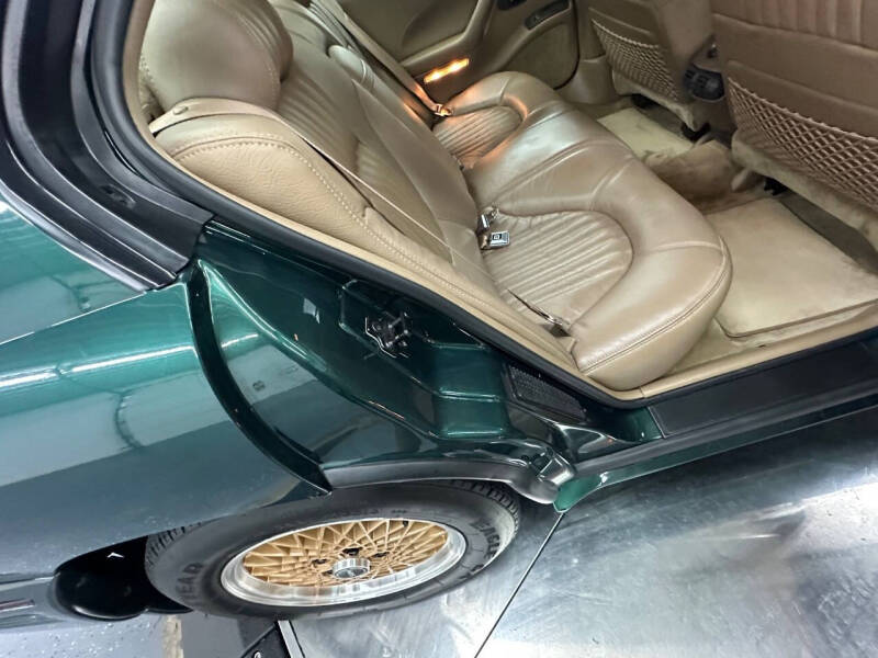 1993 Pontiac Bonneville SSE