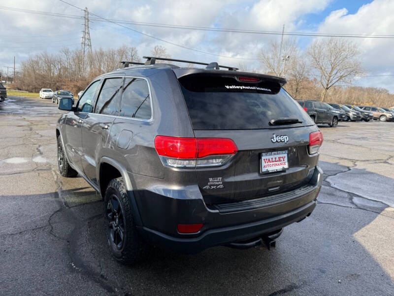 2017 Jeep Grand Cherokee Laredo