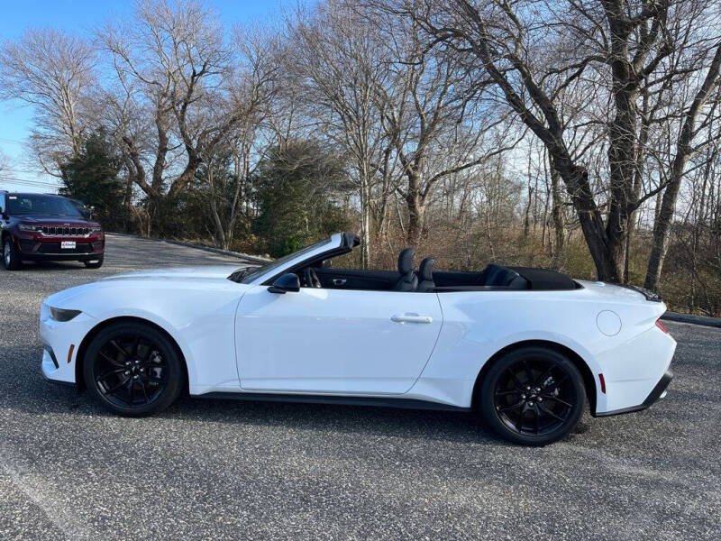 2025 Ford Mustang EcoBoost