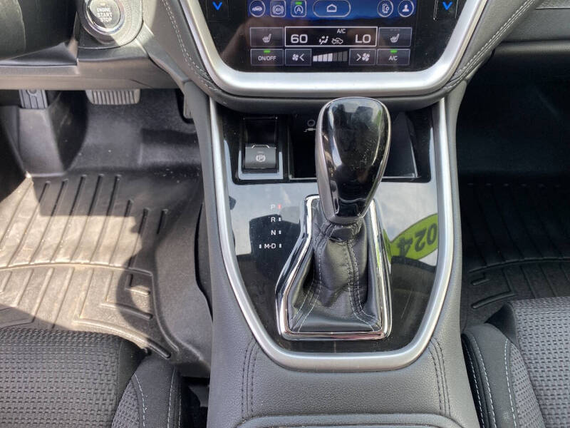 2024 Subaru Outback Premium