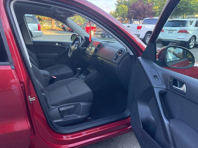 2013 Volkswagen Tiguan S