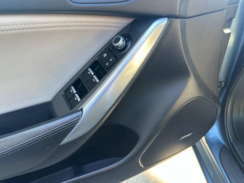 2016 Mazda MAZDA6 i Touring