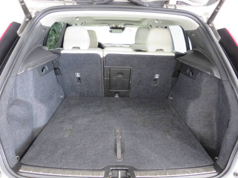 2021 Volvo XC40 T4 Inscription