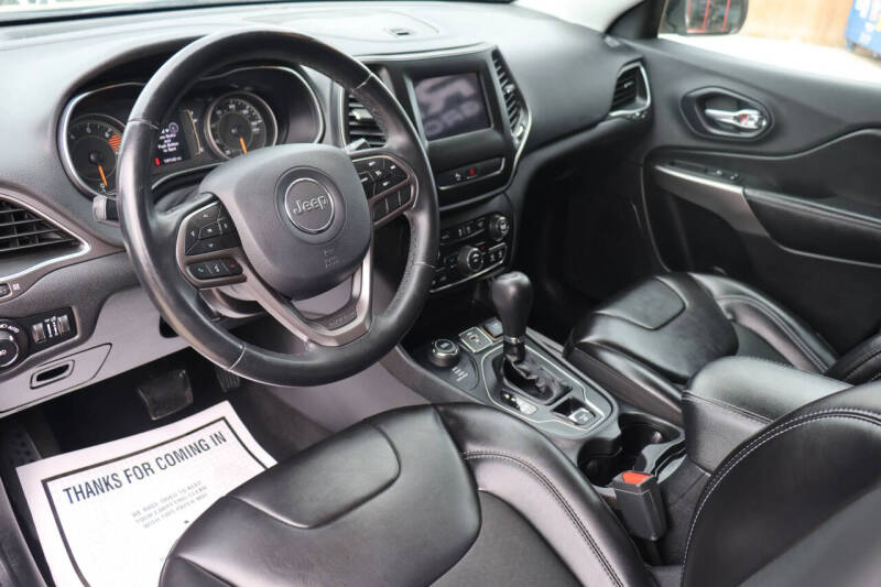 2019 Jeep Cherokee Latitude Plus