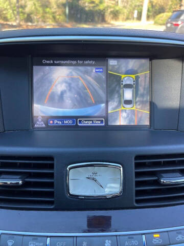 2015 Infiniti Q70 3.7