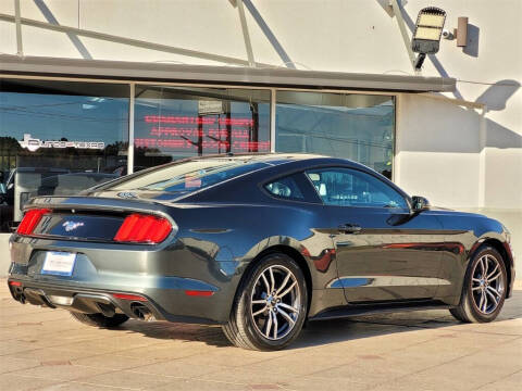 2016 Ford Mustang EcoBoost Premium