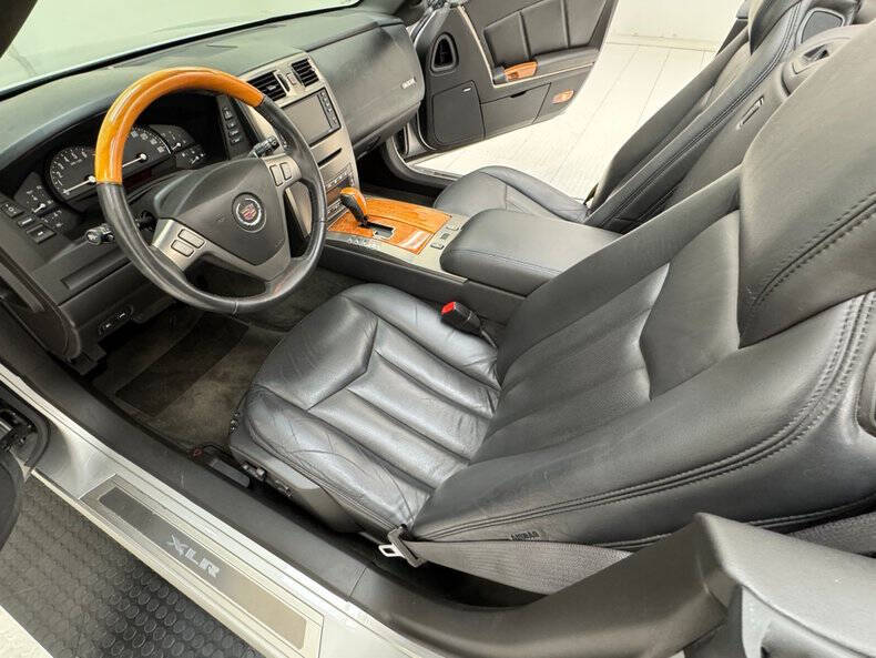 2004 Cadillac XLR