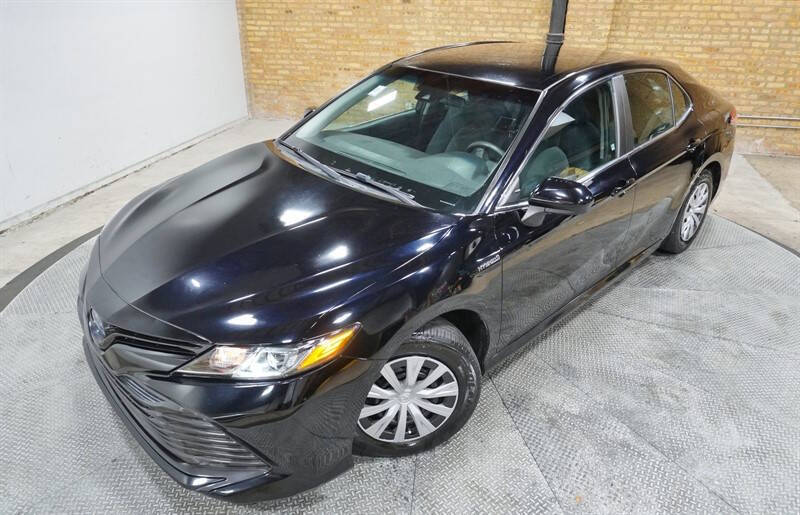 2018 Toyota Camry Hybrid LE