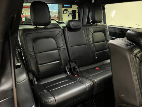 2022 Lincoln Navigator L Reserve
