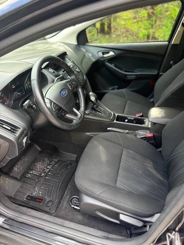 2017 Ford Focus SE
